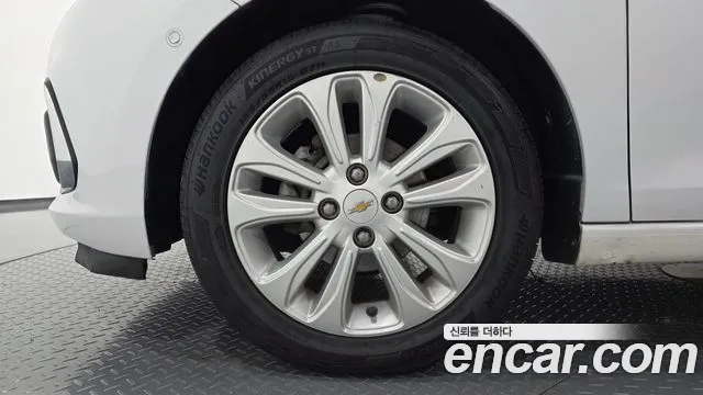 Chevrolet Spark 2016 thumb 5