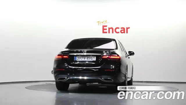 Mercedes-Benz E-Класс 2021 thumb 4