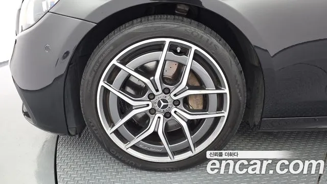 Mercedes-Benz E-Класс 2021 thumb 5