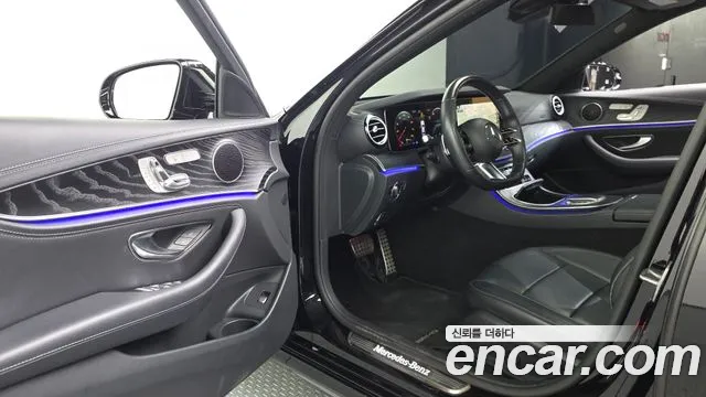 Mercedes-Benz E-Класс 2021 thumb 10
