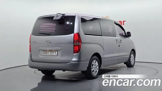 Hyundai Starex 2014 thumb 2