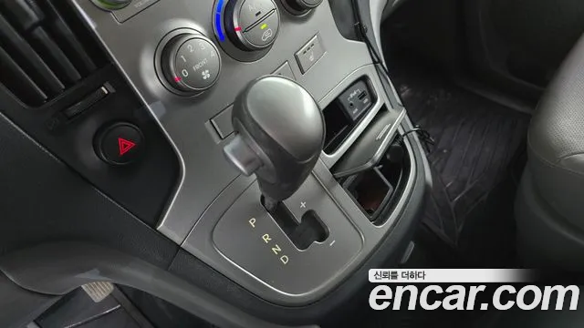 Hyundai Starex 2014 thumb 9