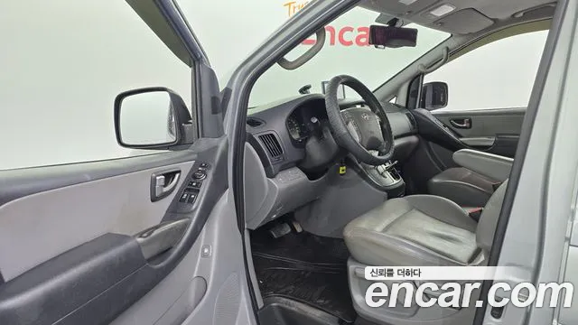 Hyundai Starex 2014 thumb 10