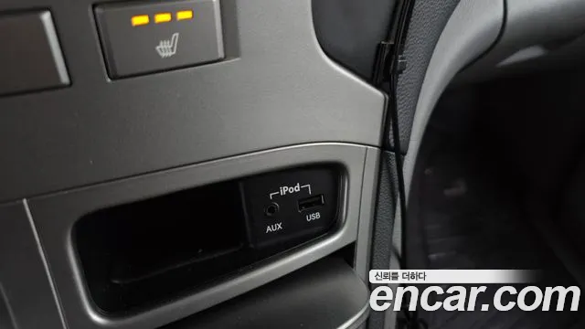 Hyundai Starex 2014 thumb 12