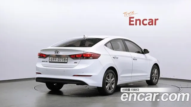 Hyundai Avante 2016 thumb 2