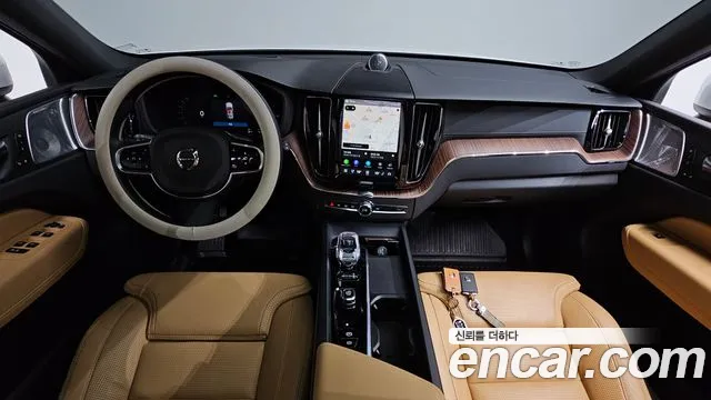 Volvo XC60 2024 thumb 6