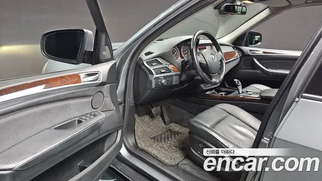BMW X5 2009 thumb 10
