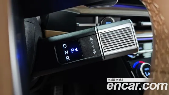 Hyundai Santa Fe 2024 thumb 9