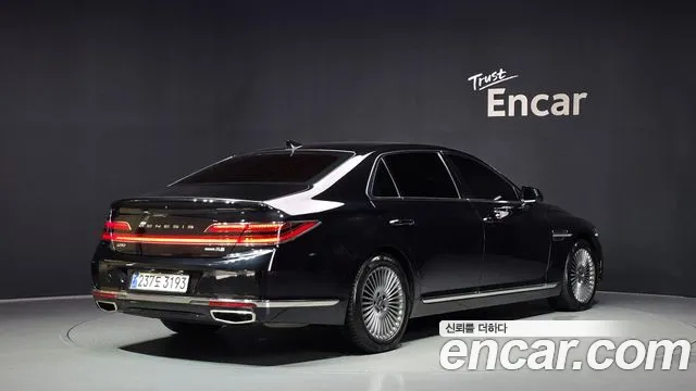 Genesis G90 2019 thumb 2