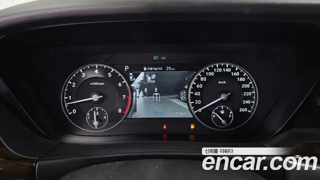 Genesis G90 2019 thumb 8
