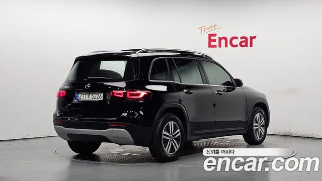 Mercedes-Benz GLB 2021 thumb 2