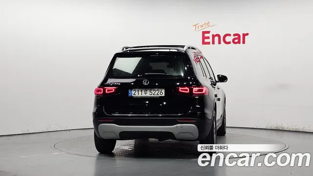 Mercedes-Benz GLB 2021 thumb 4
