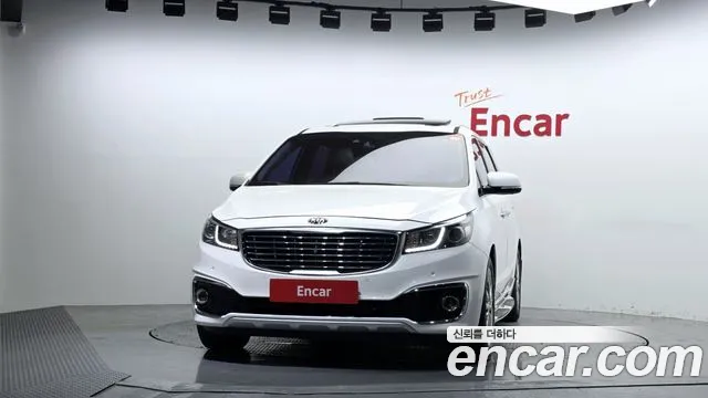 Kia Carnival 2015 thumb 3