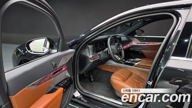 BMW 7 серии 2024 thumb 10