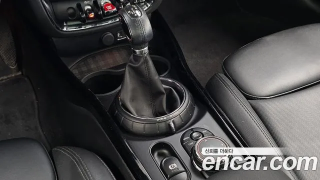 Mini Clubman 2017 thumb 9