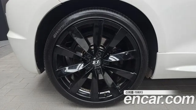 Volkswagen Scirocco 2013 thumb 5