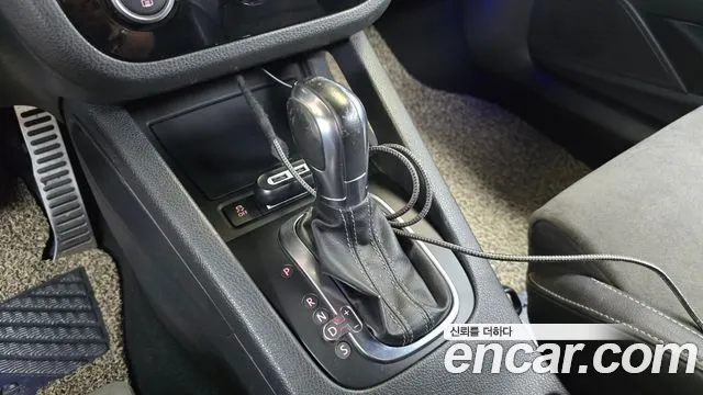 Volkswagen Scirocco 2013 thumb 9