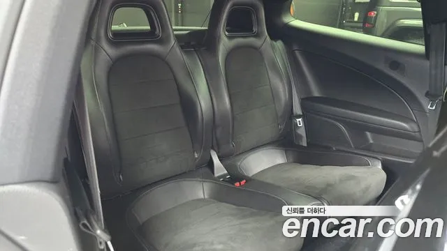 Volkswagen Scirocco 2013 thumb 12