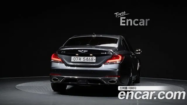 Genesis G70 2018 thumb 3