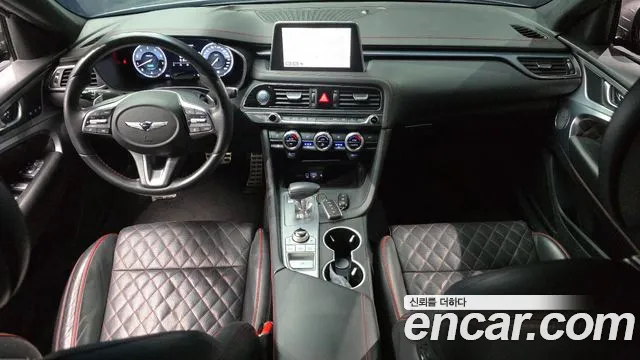 Genesis G70 2018 thumb 6