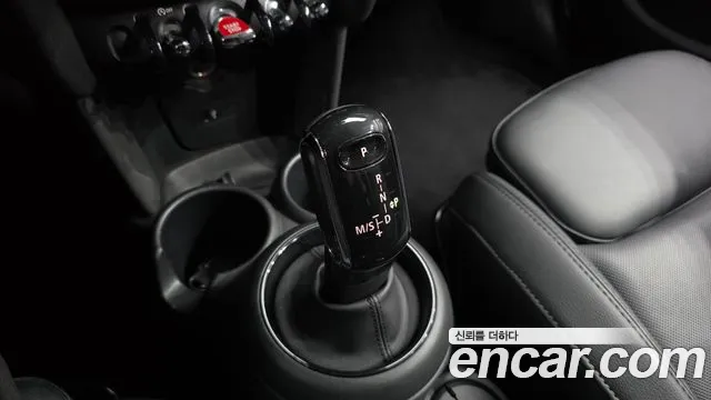 Mini Hatch 2020 thumb 9