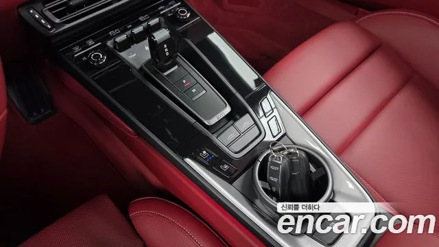 Porsche 911 2024 thumb 9