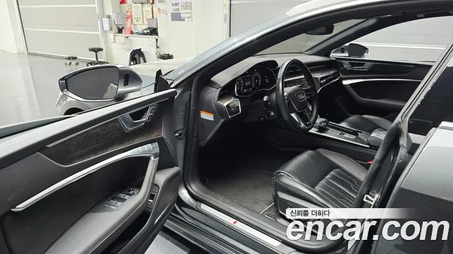 Audi A7 2020 thumb 10