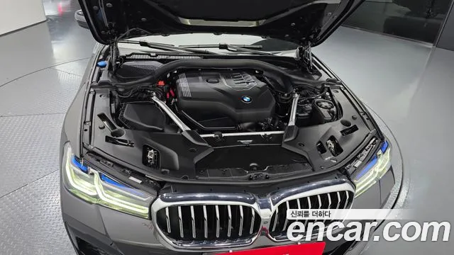 BMW 5 серии 2023 thumb 6