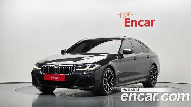 BMW 5 серии 2023 thumb 11