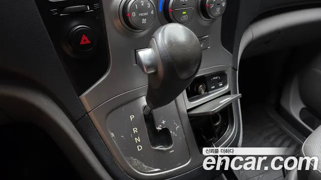 Hyundai Staria 2013 thumb 9