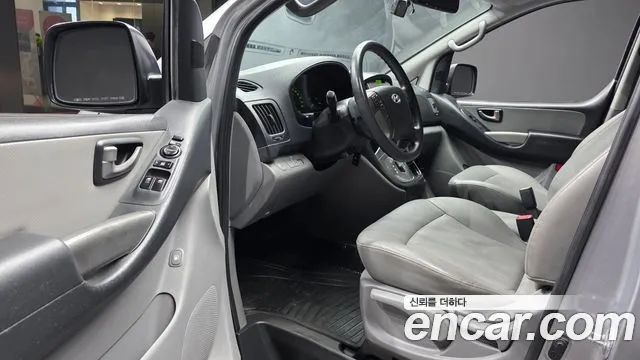 Hyundai Staria 2013 thumb 10