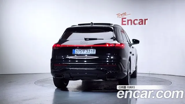 Audi Q5 2025 thumb 4