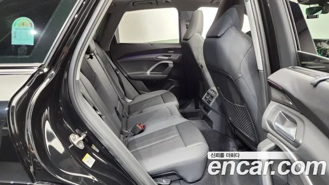 Audi Q5 2025 thumb 11