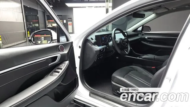 Hyundai Sonata 2025 thumb 10
