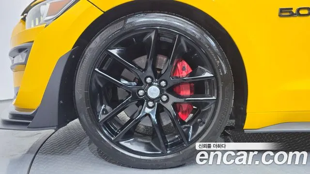 Ford Mustang Mach-E 2017 thumb 4