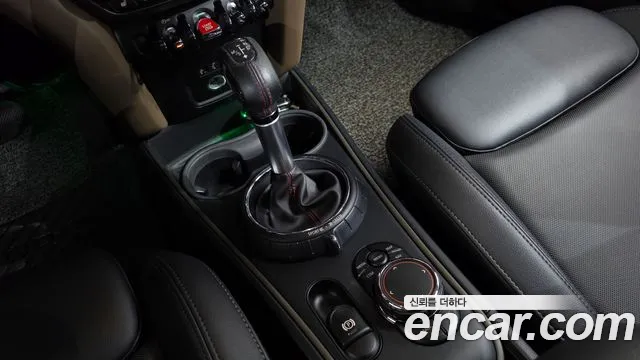 Mini Countryman 2017 thumb 9