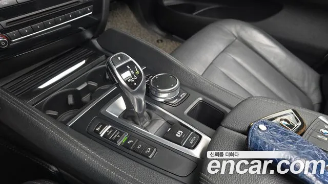 BMW X6 2017 thumb 8