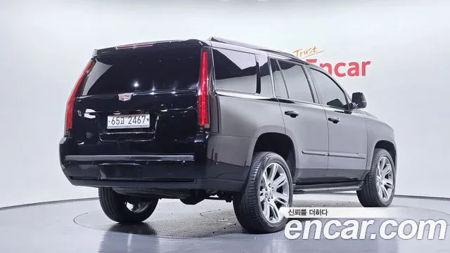 Cadillac Escalade 2018 thumb 2