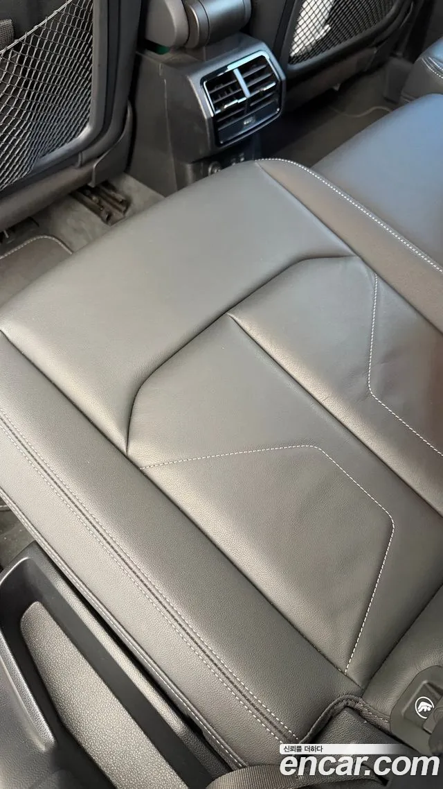 Audi Q3 2022 thumb 10