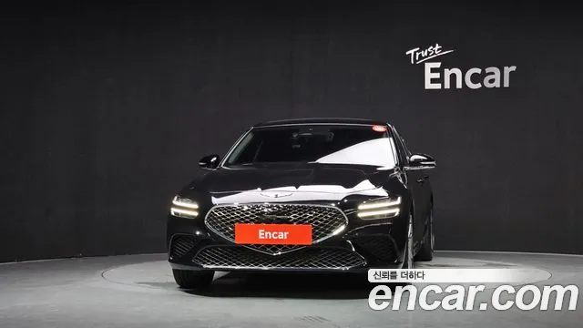 Genesis G70 2020 thumb 3