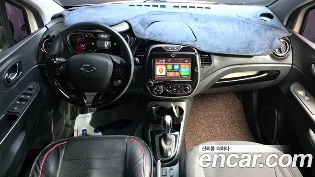 Renault Captur 2017 thumb 6