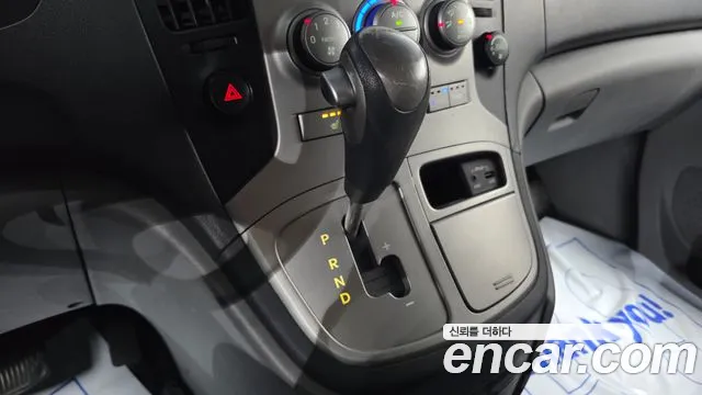 Hyundai Starex 2013 thumb 9