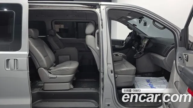 Hyundai Starex 2013 thumb 11