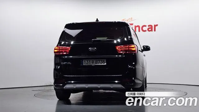 Kia Carnival 2019 thumb 4