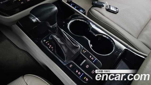Kia Carnival 2019 thumb 9