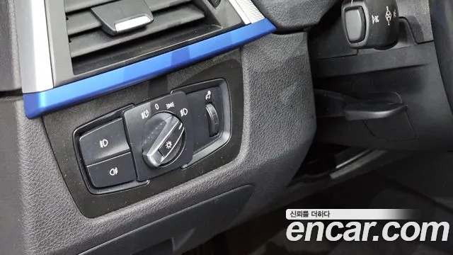 BMW 3 серии 2016 thumb 12