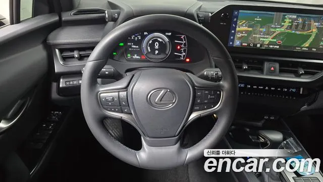 Lexus UX 2023 thumb 11