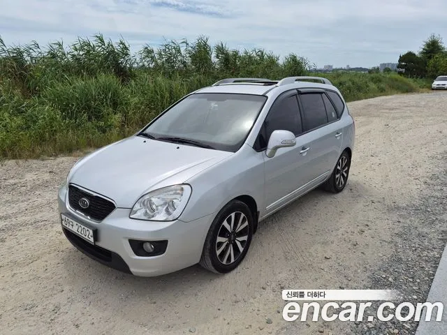 Kia Carens 2011 thumb 2