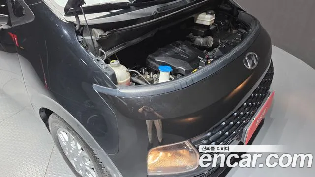 Hyundai Staria 2021 thumb 6