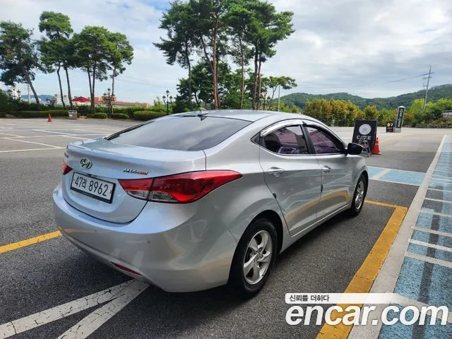 Hyundai Avante 2011 thumb 6